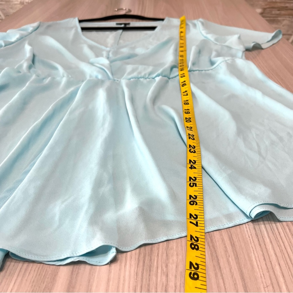 Torrid Georgette Twist Surplice Flutter Sleeve Bl… - image 8